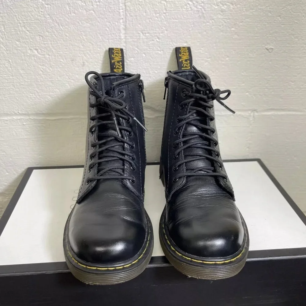 Dr. Martens Delaney AW004 Lace Up Zip Combat‎ Boot Junior Size US 3